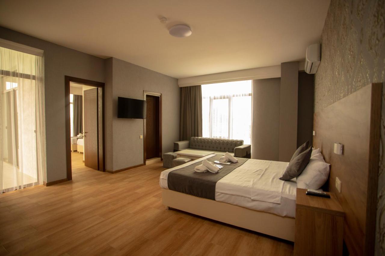 Hotel Pollux Batumi Zewnętrze zdjęcie