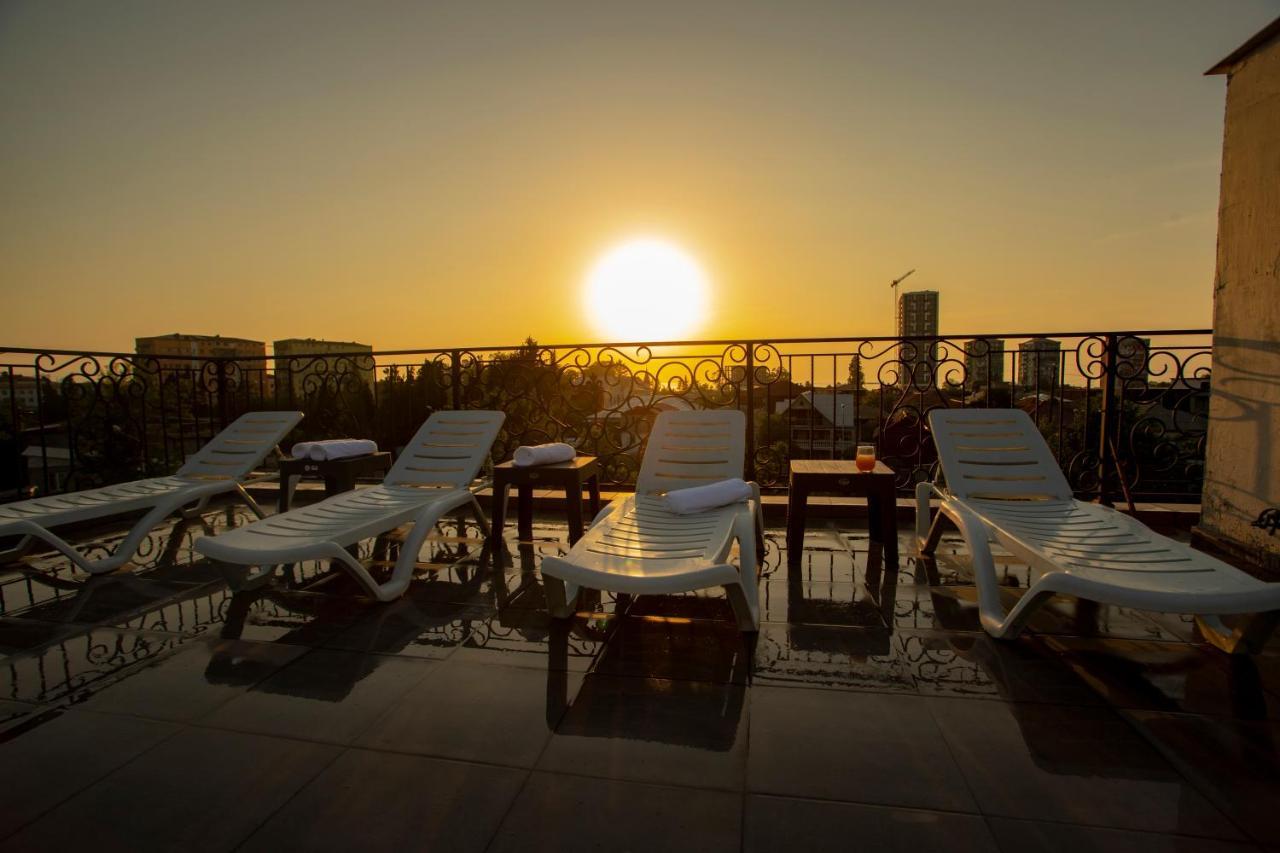 Hotel Pollux Batumi Zewnętrze zdjęcie