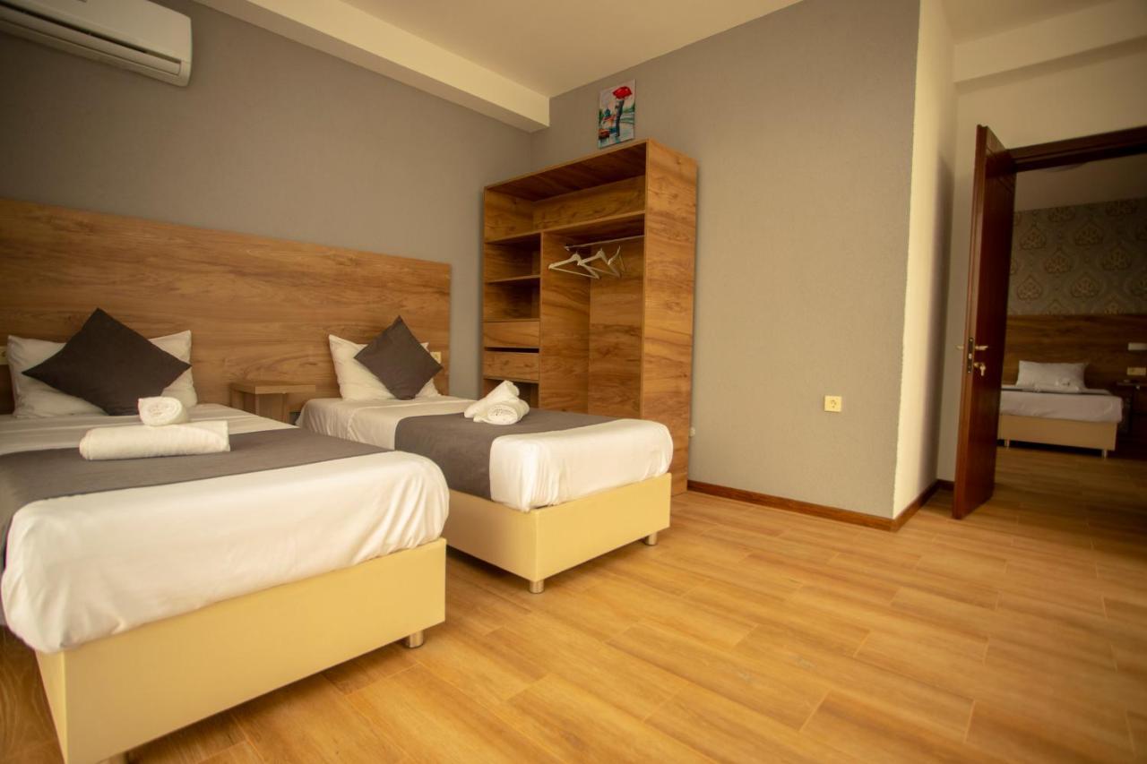 Hotel Pollux Batumi Zewnętrze zdjęcie