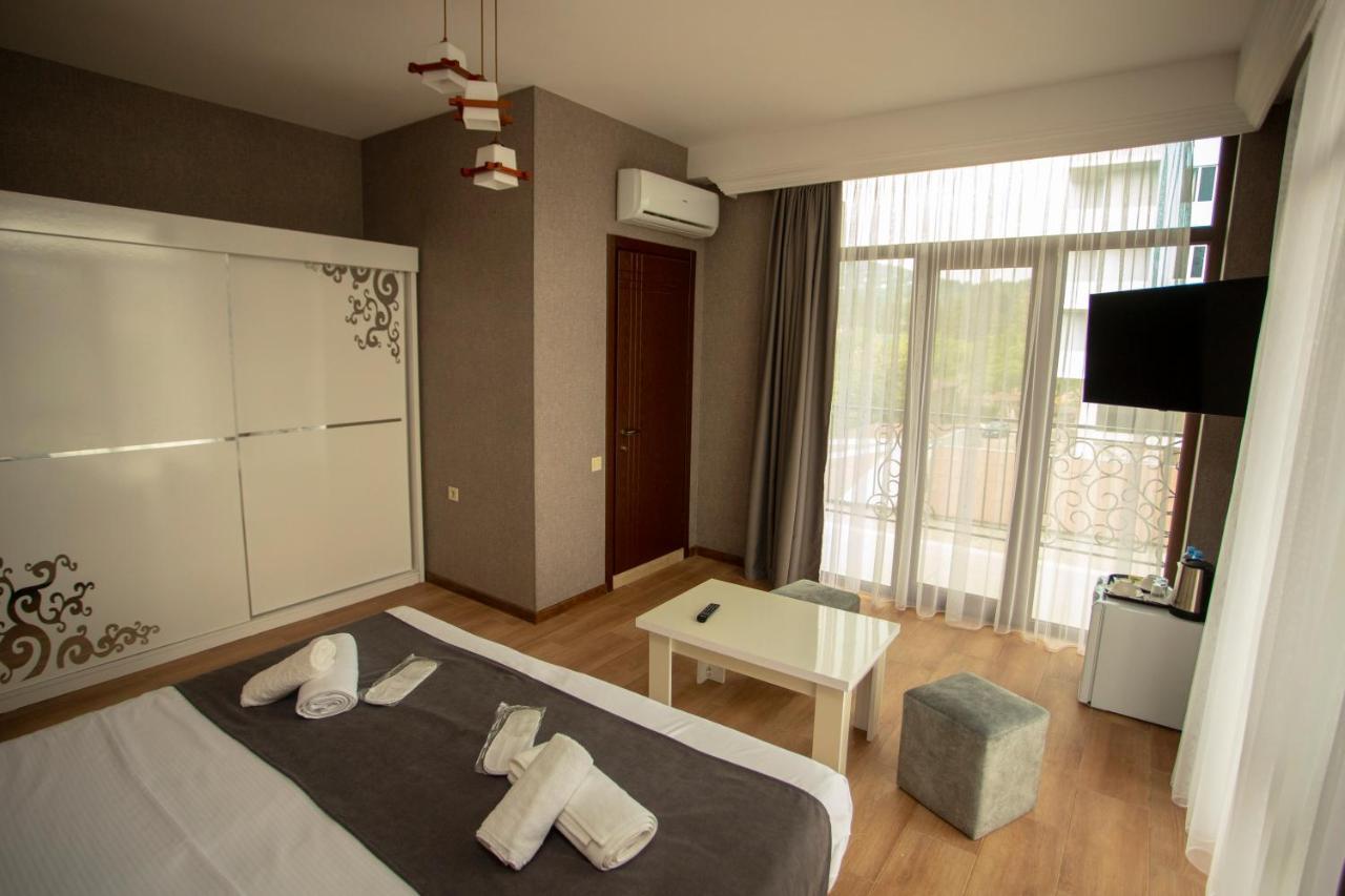 Hotel Pollux Batumi Zewnętrze zdjęcie