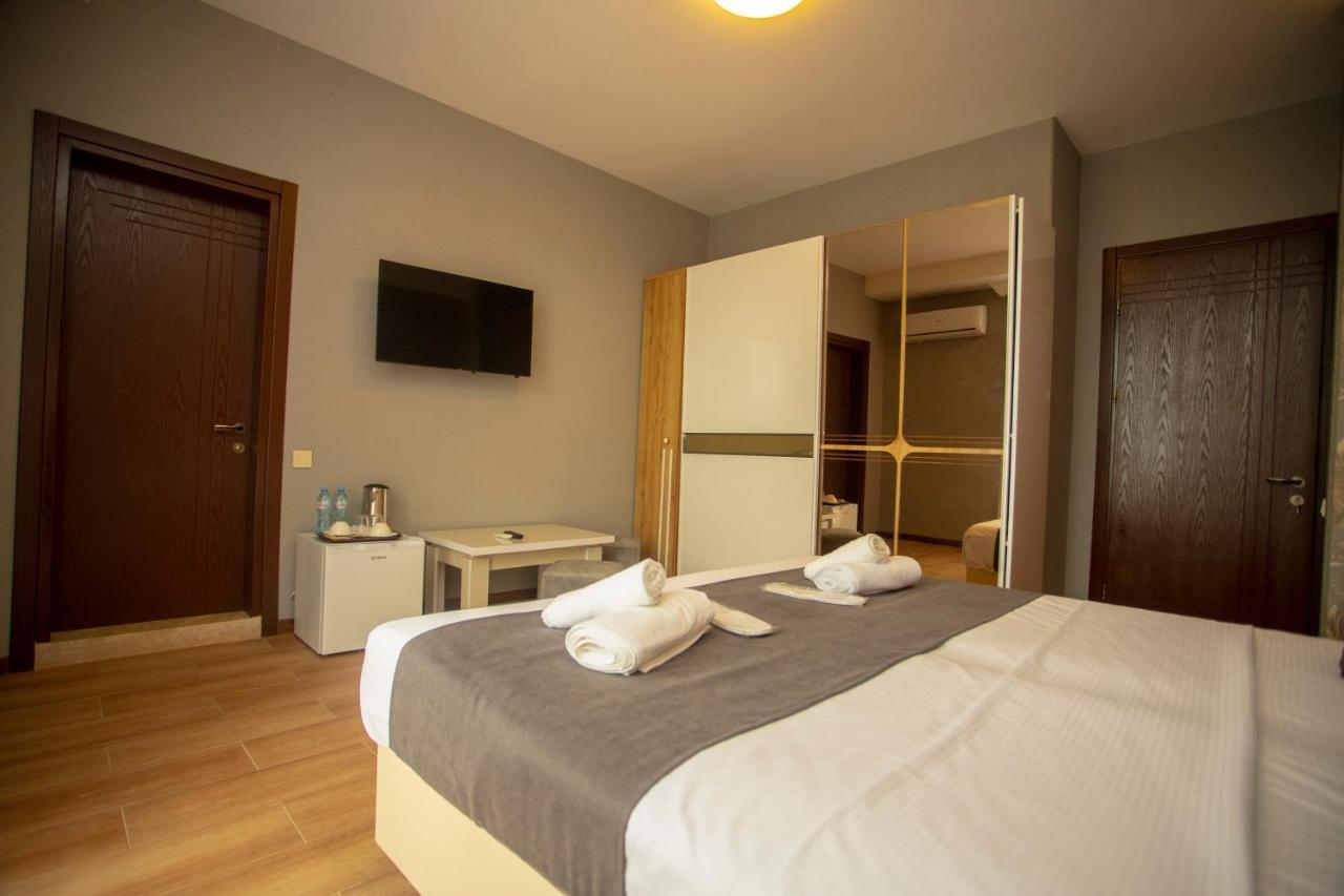 Hotel Pollux Batumi Zewnętrze zdjęcie