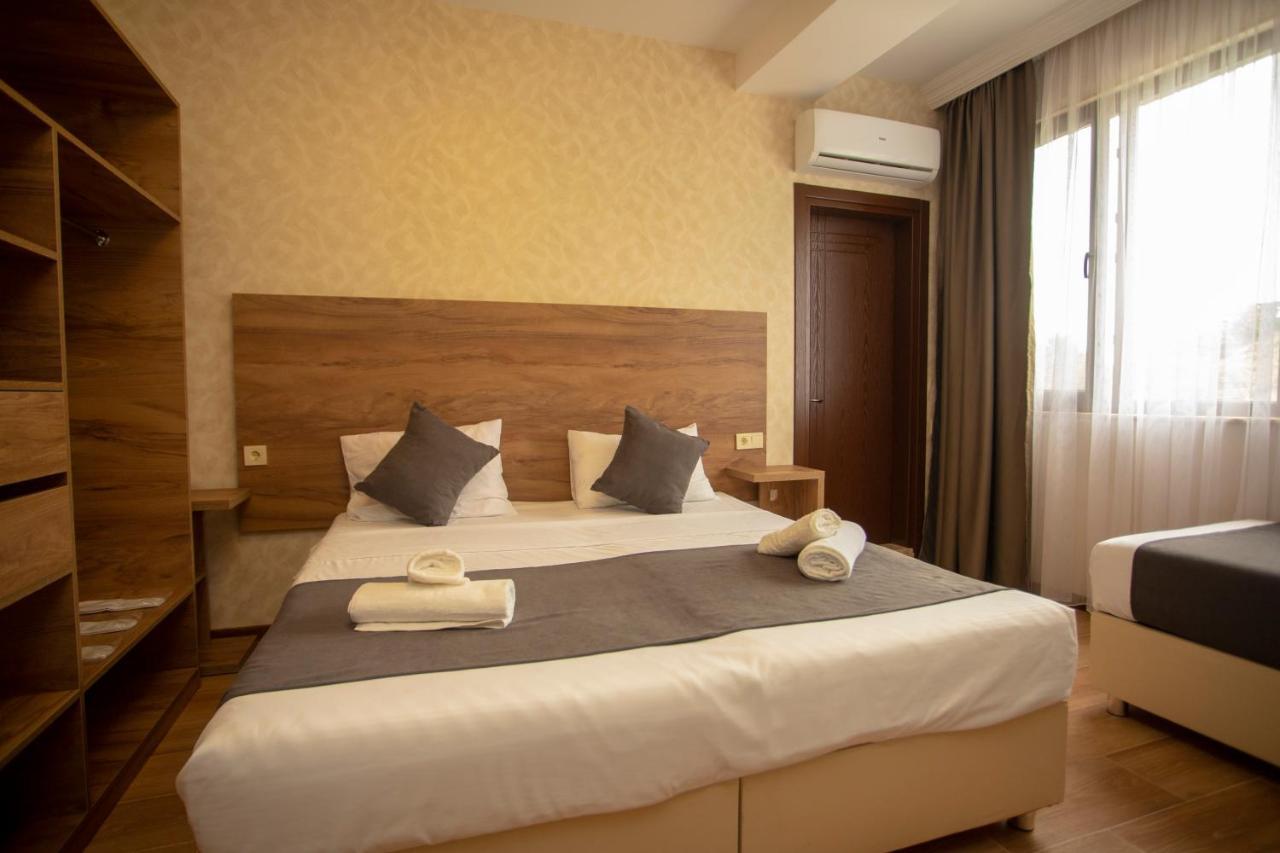 Hotel Pollux Batumi Zewnętrze zdjęcie