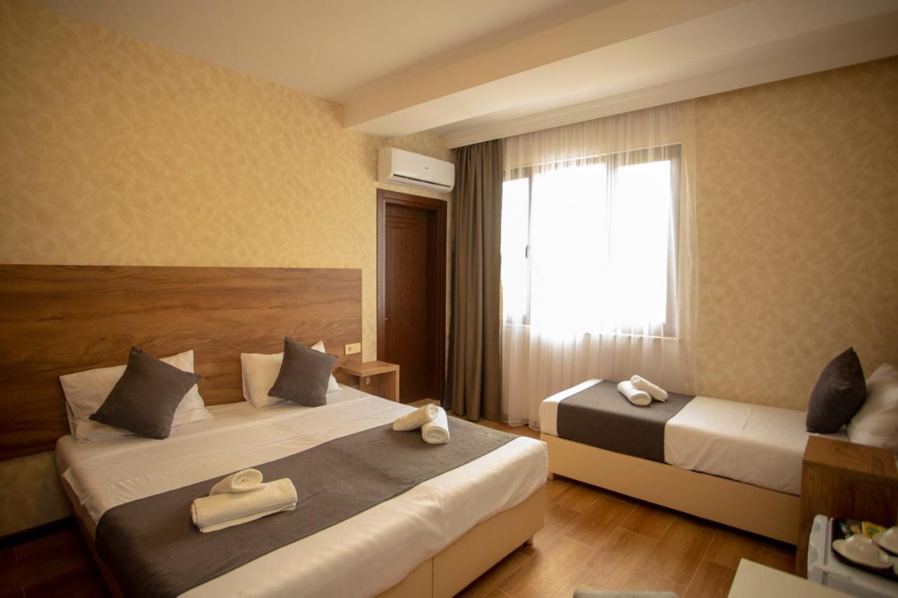 Hotel Pollux Batumi Zewnętrze zdjęcie