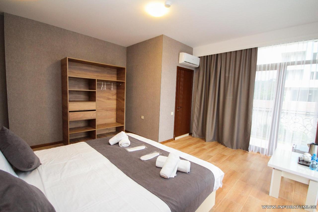 Hotel Pollux Batumi Zewnętrze zdjęcie